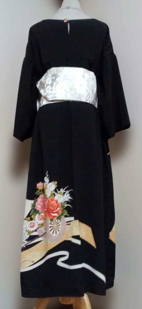 黒留袖リメイクワンピース 帯ベルト付き.エレガント