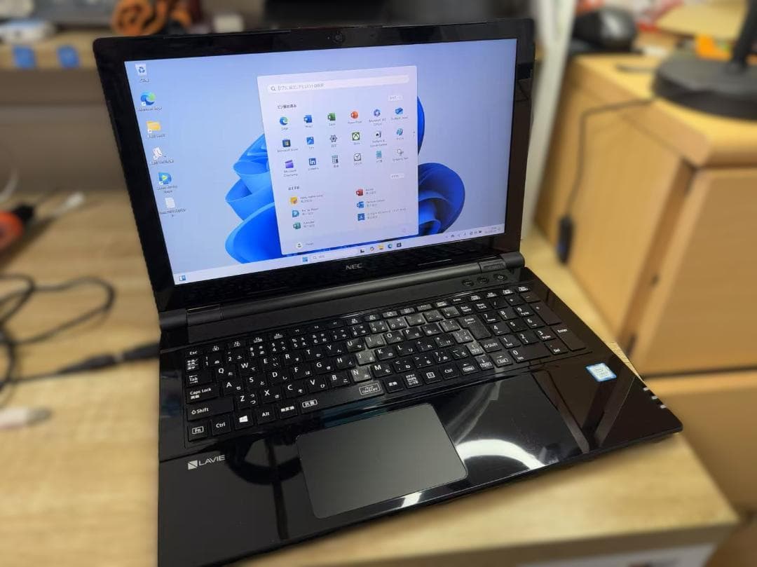 NEC 第八世代 i7 16G 新品SSD512GB Office付きB