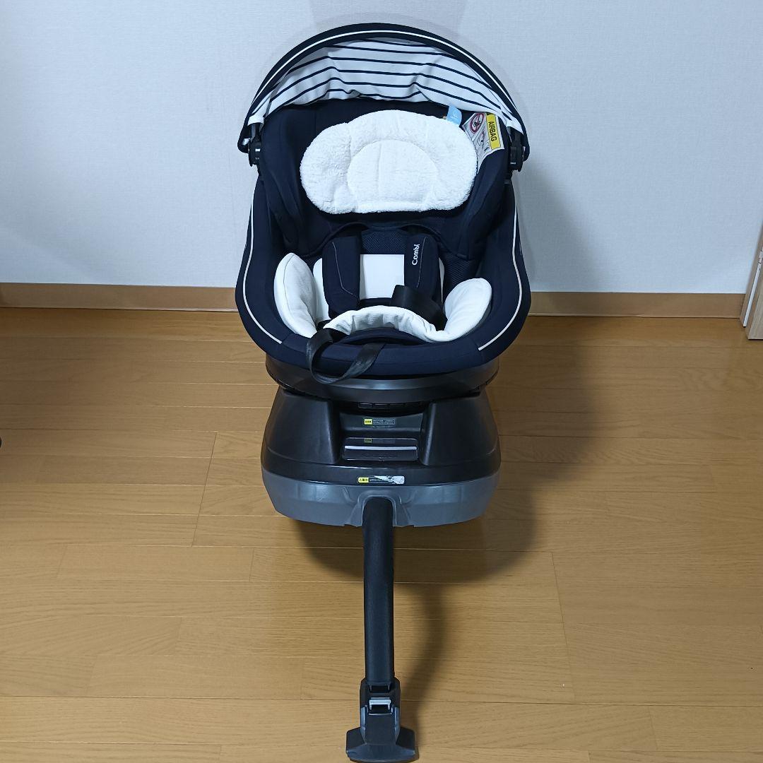 Combi チャイルドシート　クルムーブスマート　新生児対応