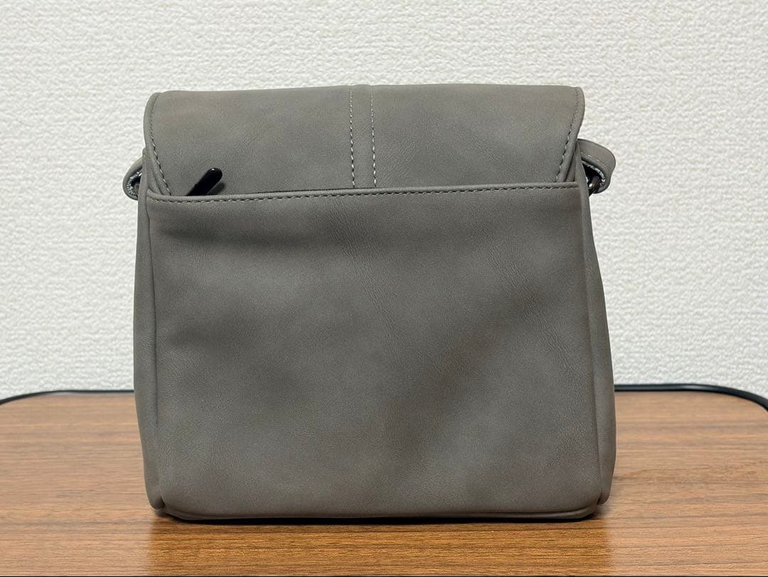 【期間限定値下げ】FUJIFILM X-S10 本体+SDカードとバック付き