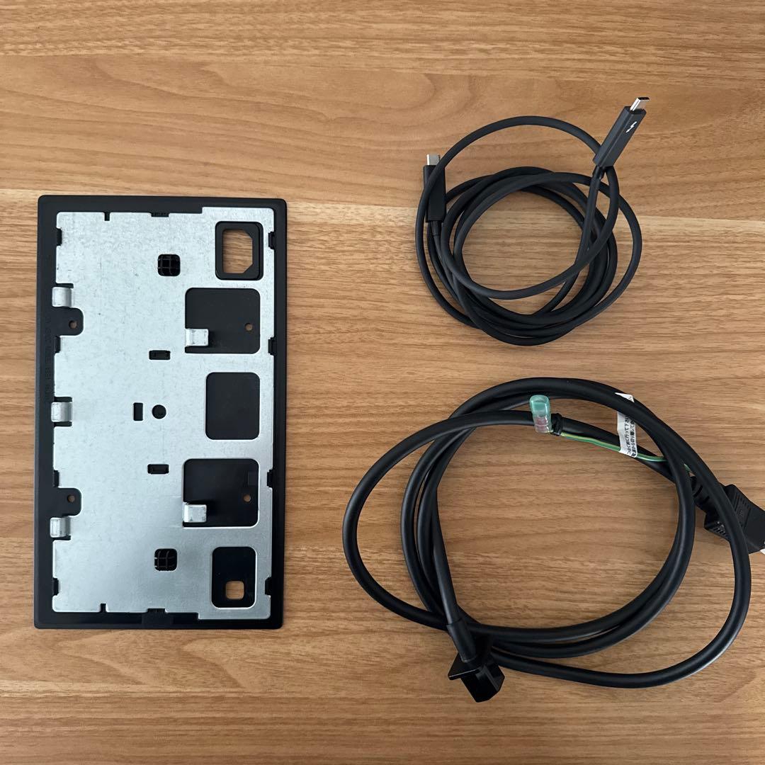 ディスプレイ・モニター本体 LG UltraFine 4k Display 24MD4KL-B