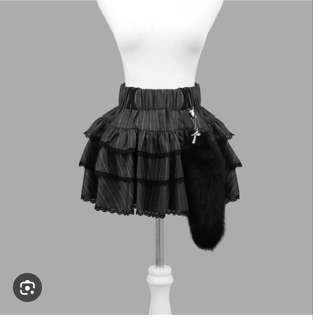 新品未使用　DimMoire チャーム付きフリルミニスカート グレー　サイズL