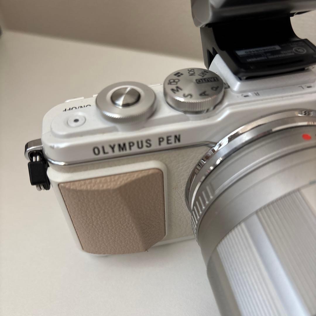 OLYMPUS PEN E-PL7ミラーレス一眼　望遠レンズ付き
