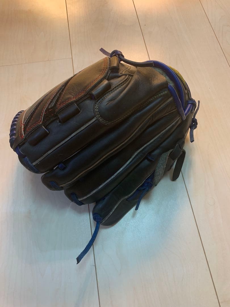 ミズノプロ　軟式投手用グラブ　全紐交換・ヘリ革済み