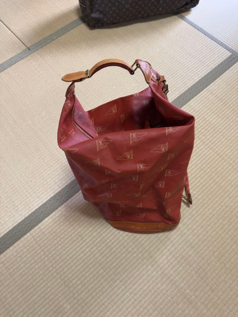 ルイ・ヴィトン　限定品　ルイ・ヴィトンカップ　レッド ドラムバッグ
