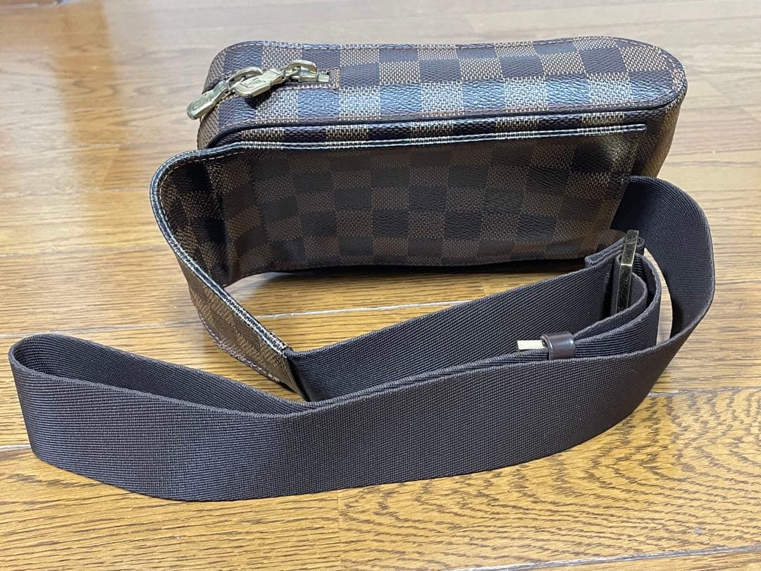 Louis Vuitton ダミエ ボディバッグ
