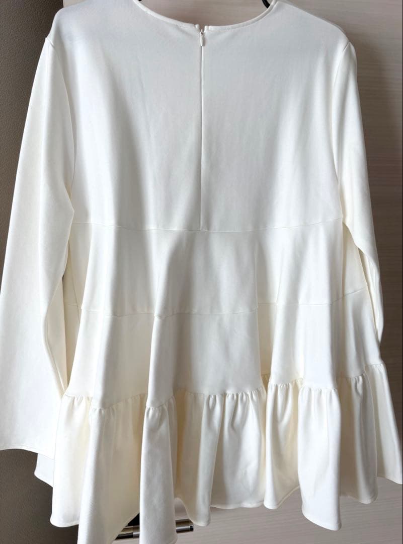 rirry→【新品未使用】yori ぬくぬくティアードフリルブラウス 38