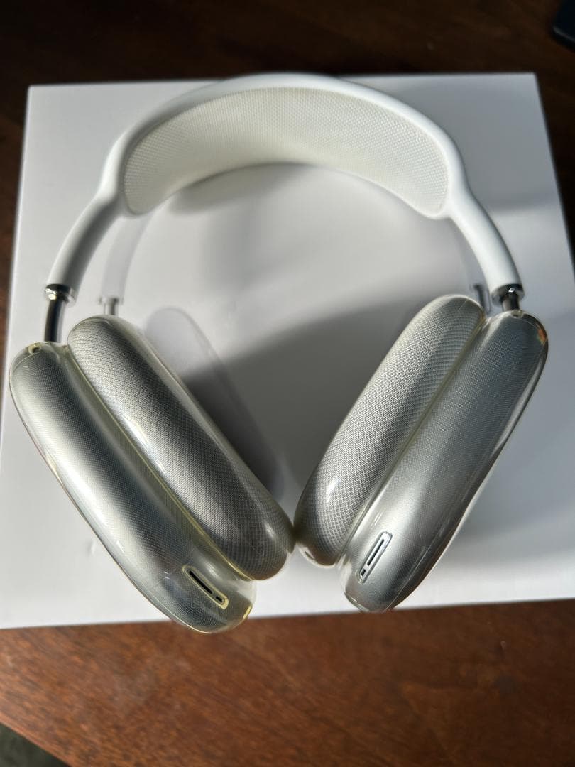 【美品】AirPods Max ヘッドホン　シルバー 正規品　カバー付き
