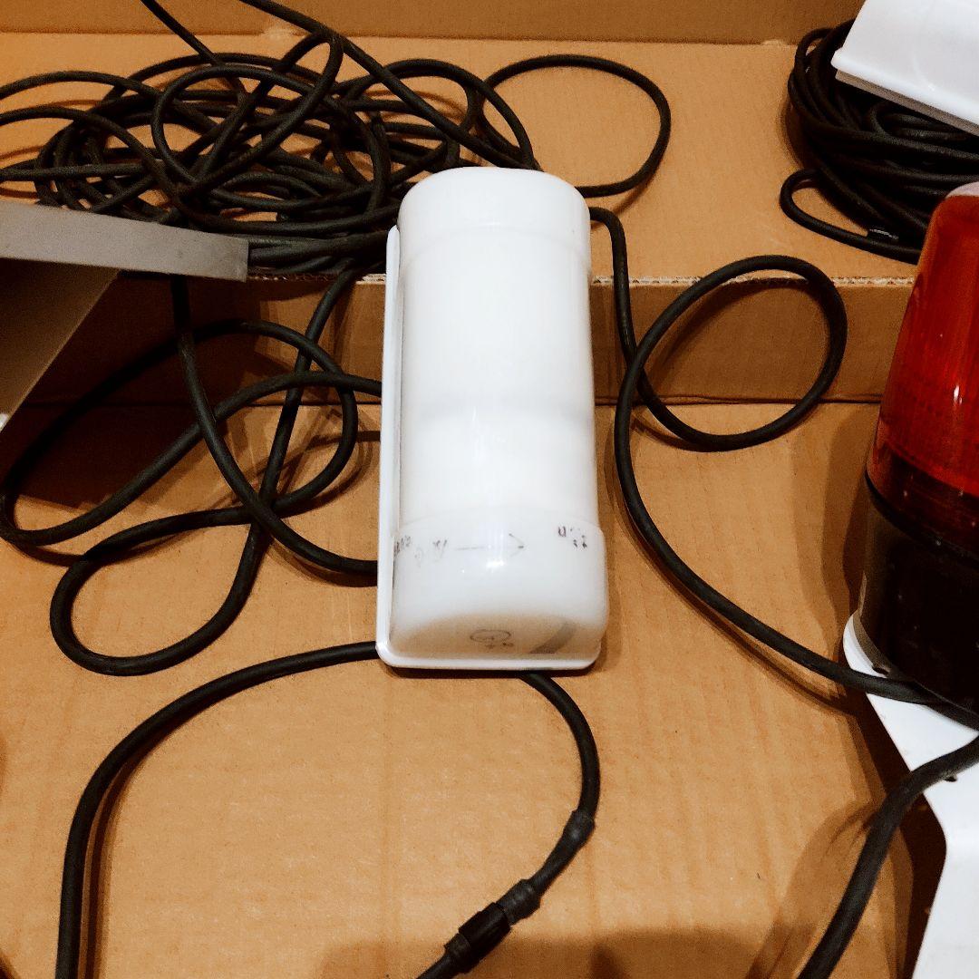 日惠製作所 簡易車両入出庫警告灯 ソーラー式 ニコトーチ