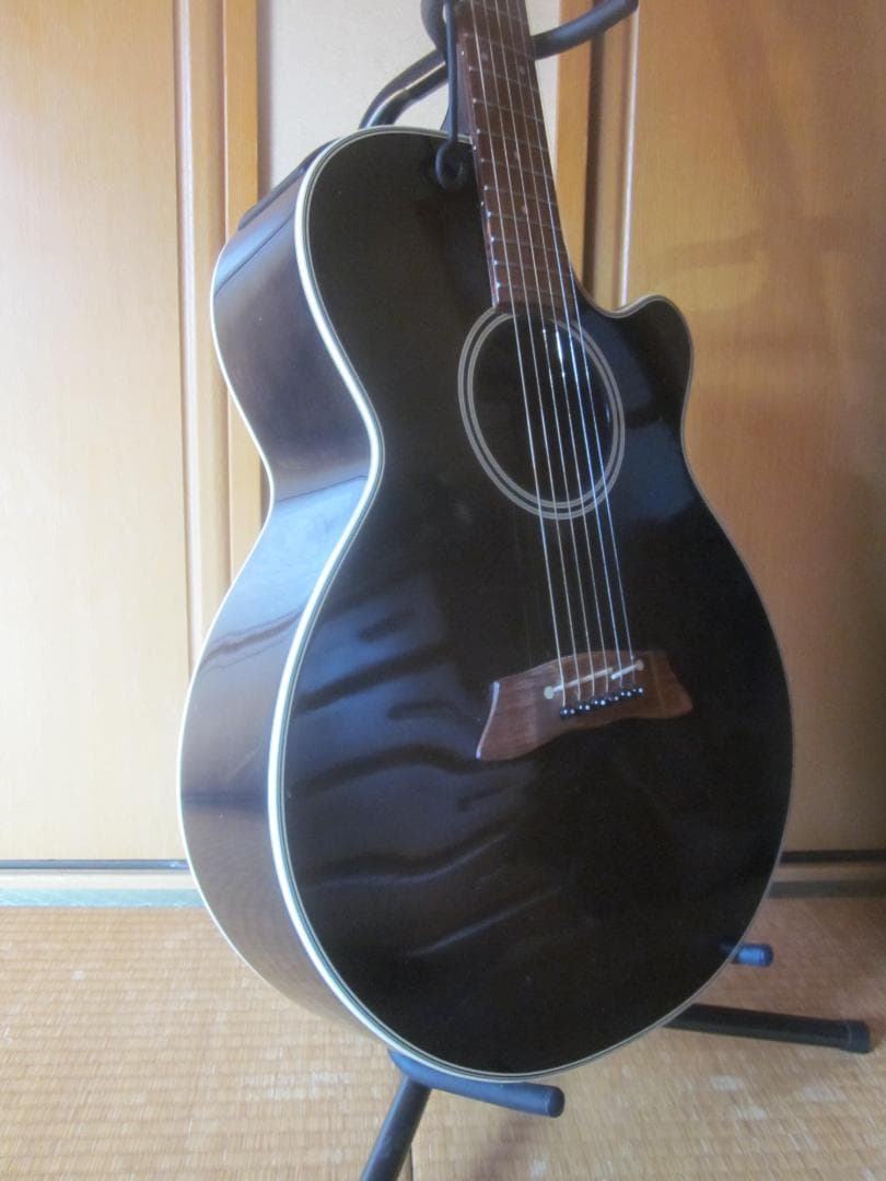 【中古　個人出品】　エレアコ　TAKAMINE　タカミネ　ＰＴ―１０６
