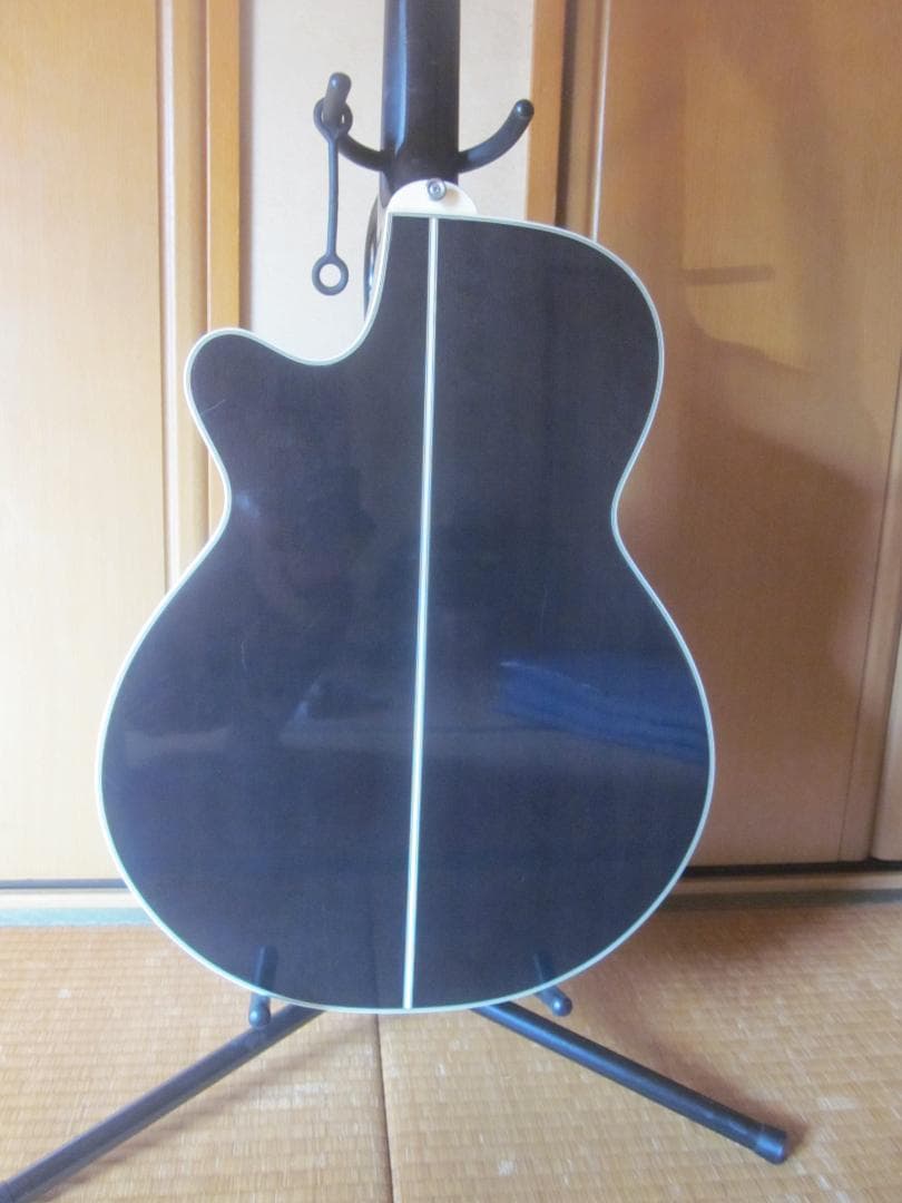 【中古　個人出品】　エレアコ　TAKAMINE　タカミネ　ＰＴ―１０６