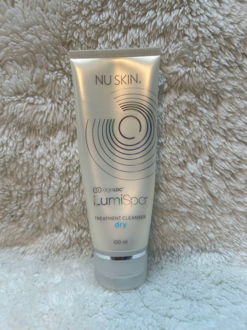 美品⭐︎ニュースキン　ルミスパ