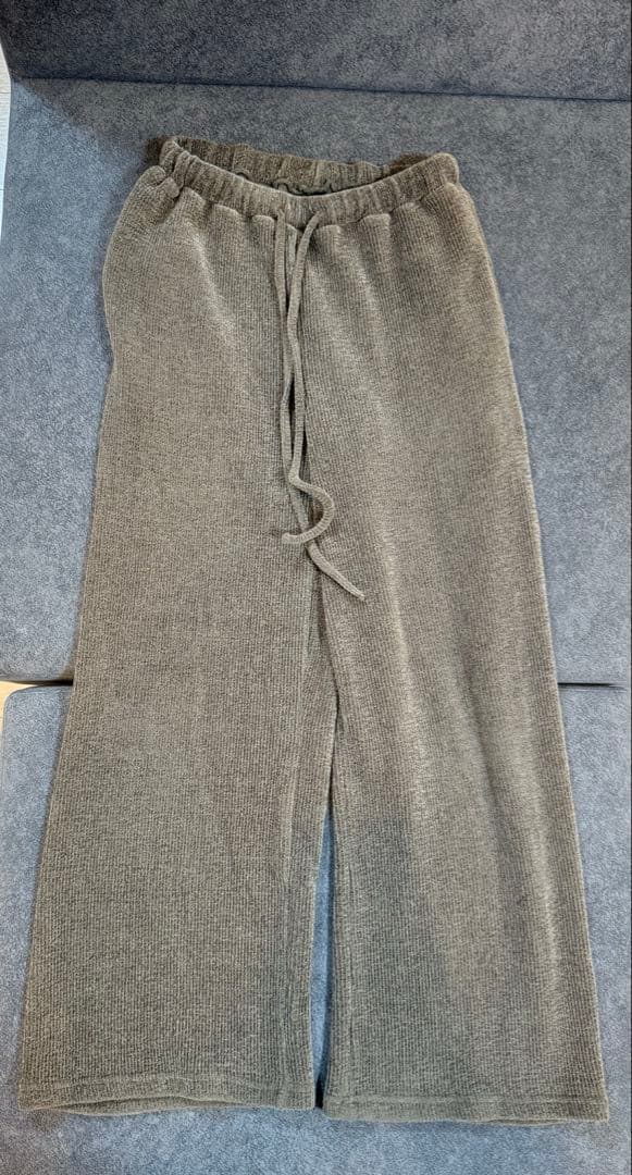 【モさん専用】シールームリン 上下セット