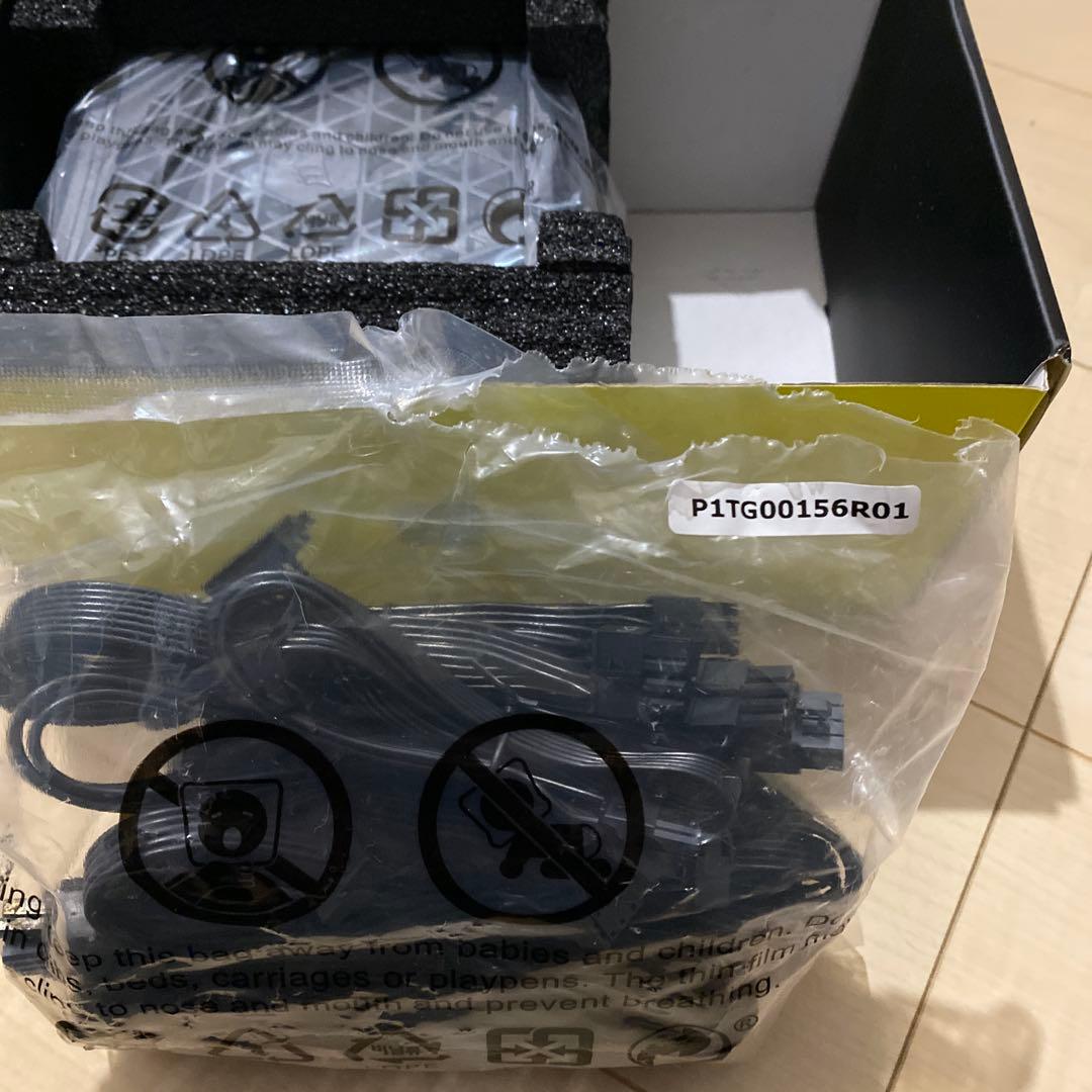 【未使用品】CORSAIR RM850e フルモジュラー電源