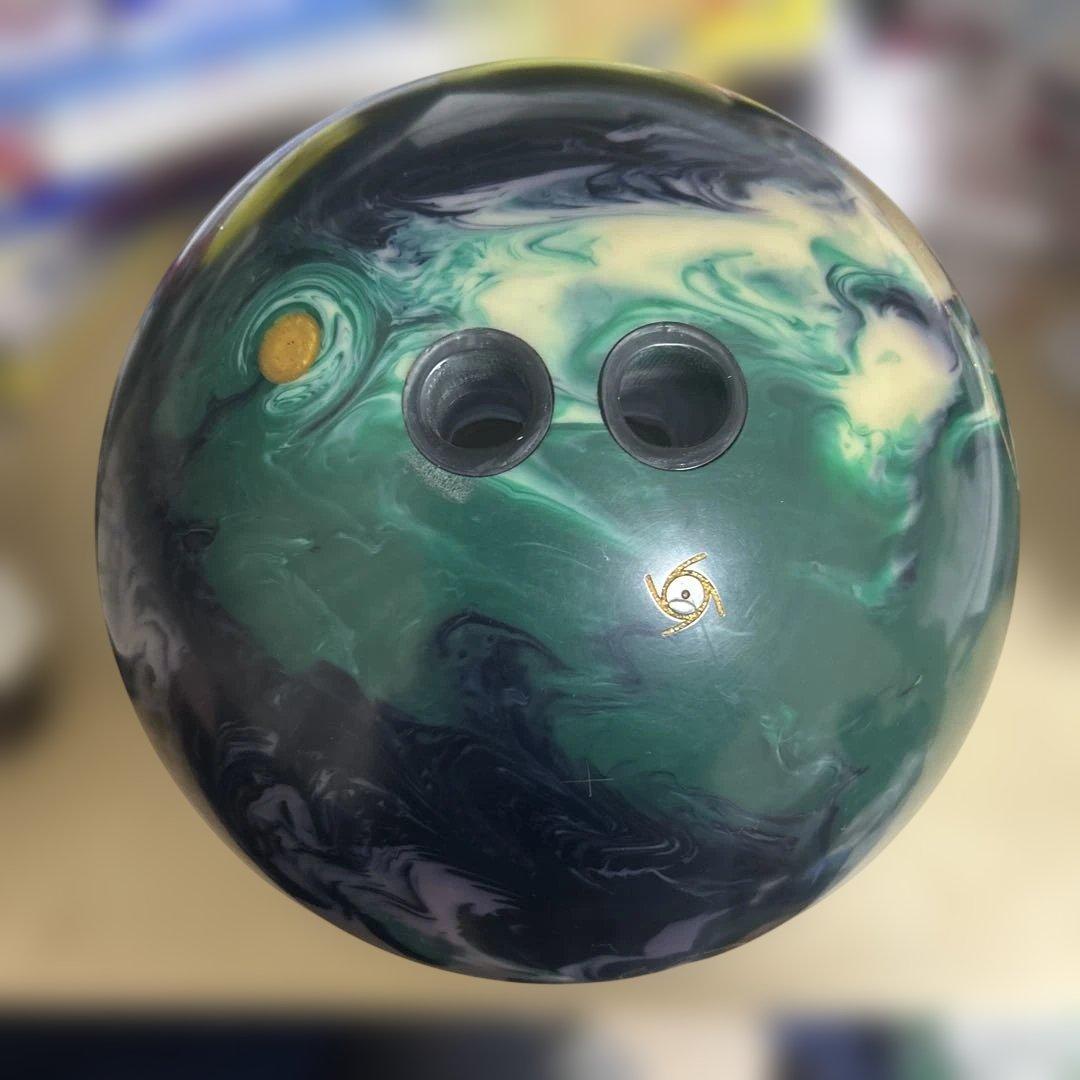 芋*酎様 STORM EQUINOX Solid ボウリングボール