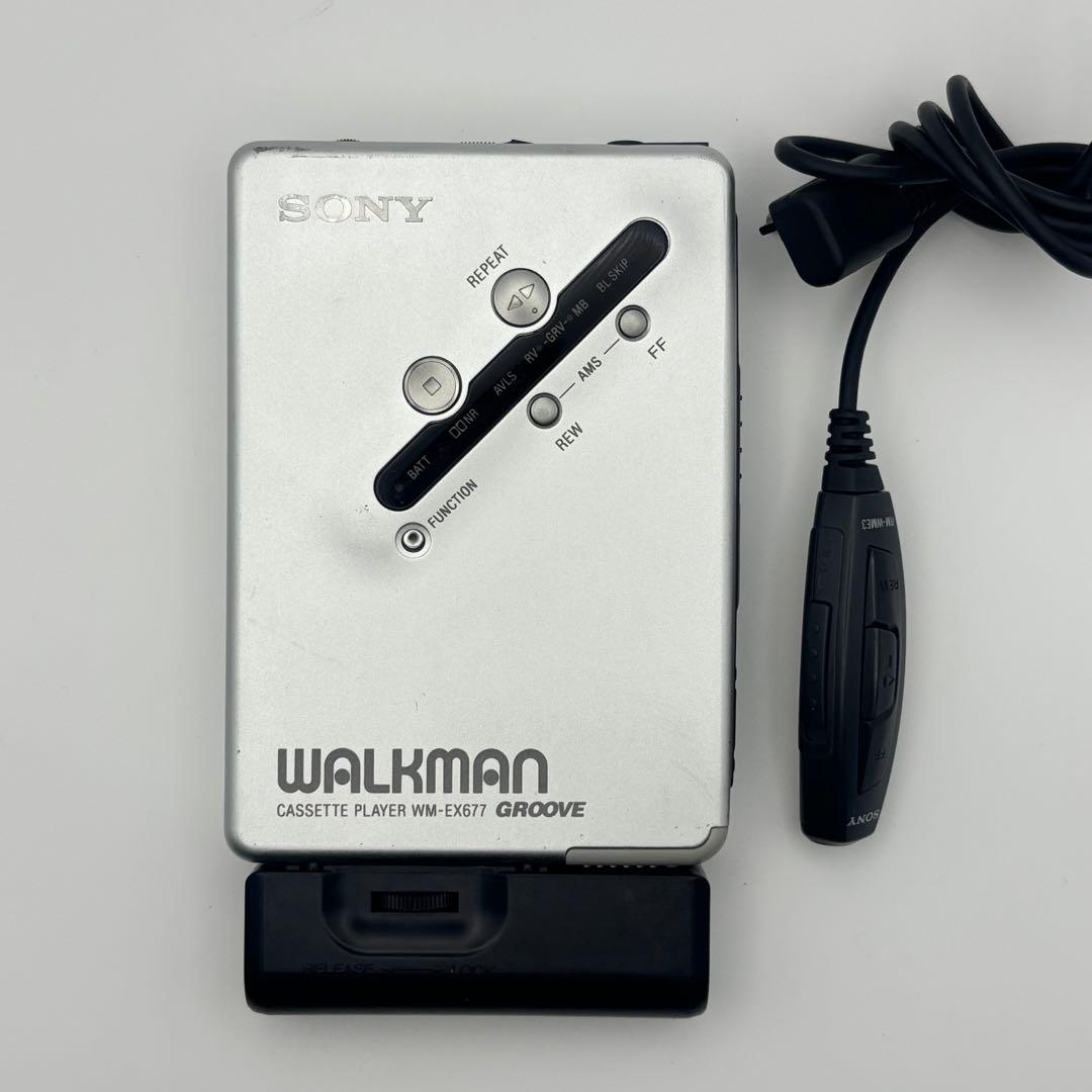 SONY WM-EX677 WALKMAN ソニー カセットウォークマン