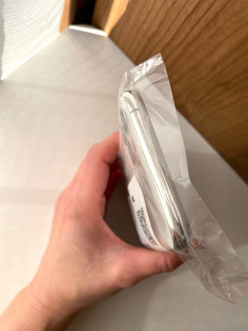 バッテリー100%【iPhone 11 Pro シルバー 本体 】