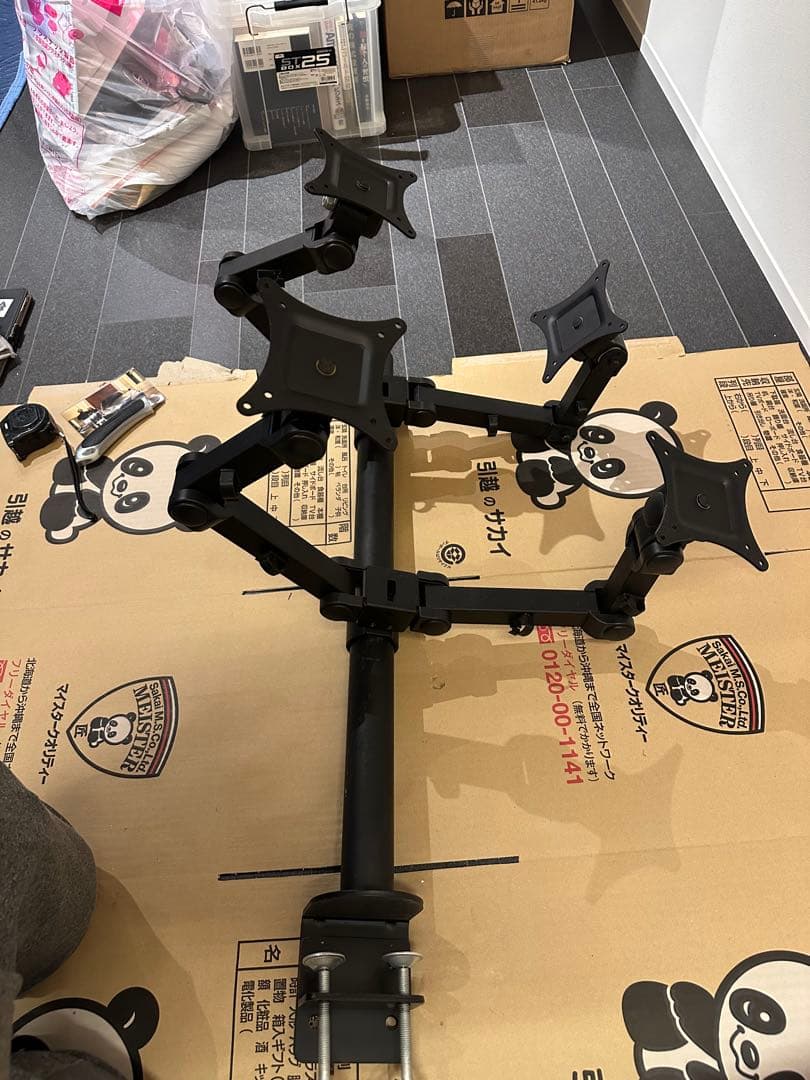 4画面モニターアーム ブラック