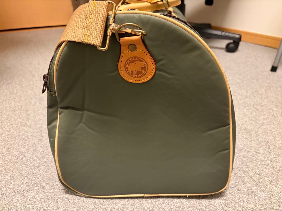 ハンティングワールド ボストンバッグ オリーブグリーン