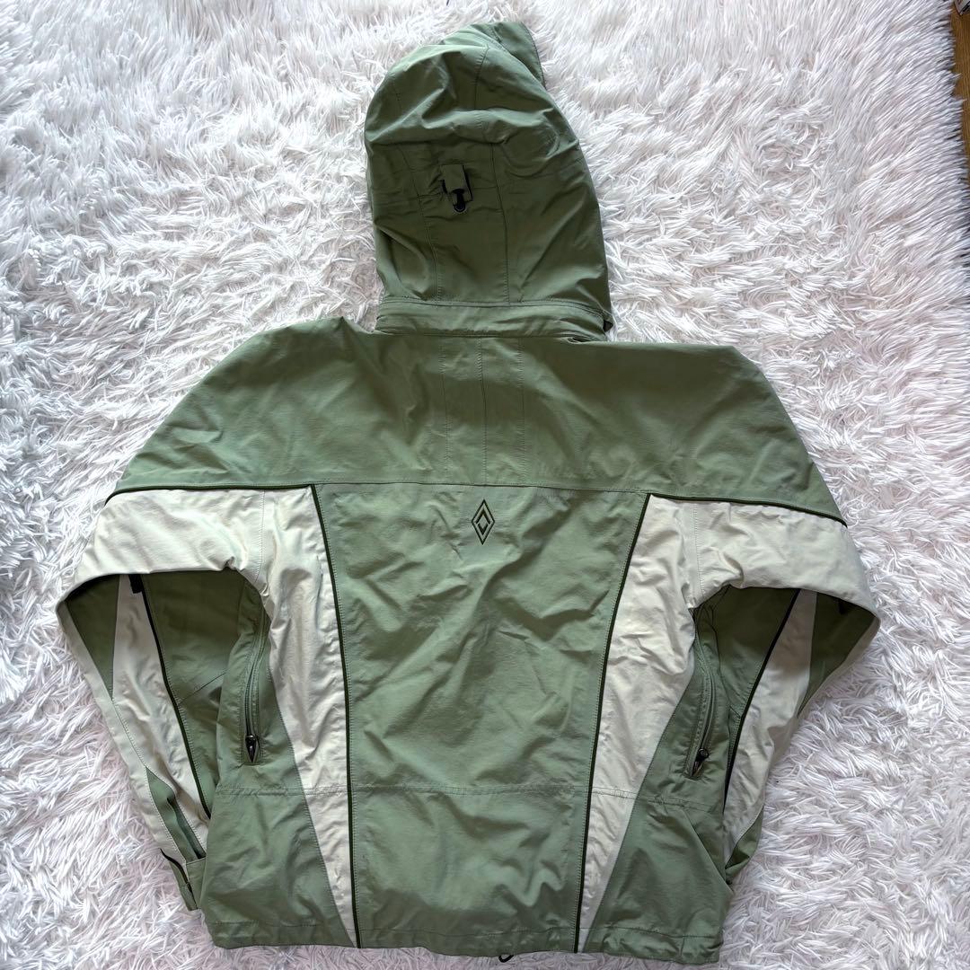 バートンak tri lite ジャケット ジップ スノボウェア グリーン