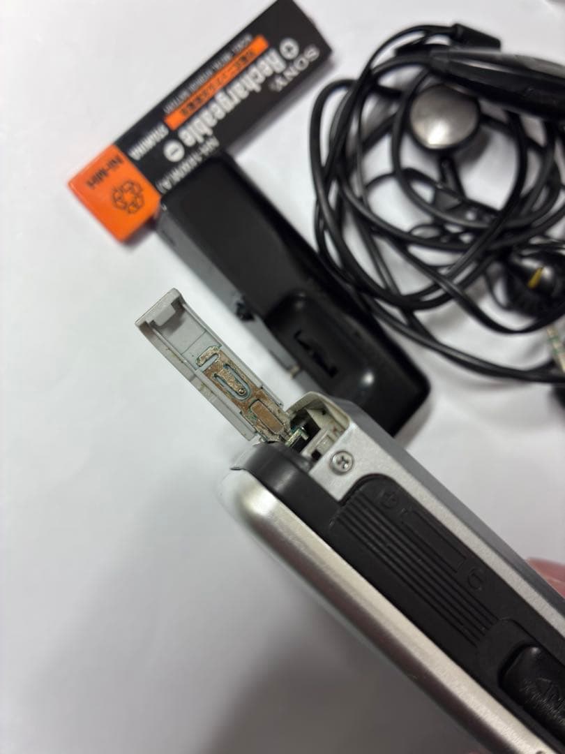 SONY WALKMAN カセットプレーヤー、WM-GX688、動作品