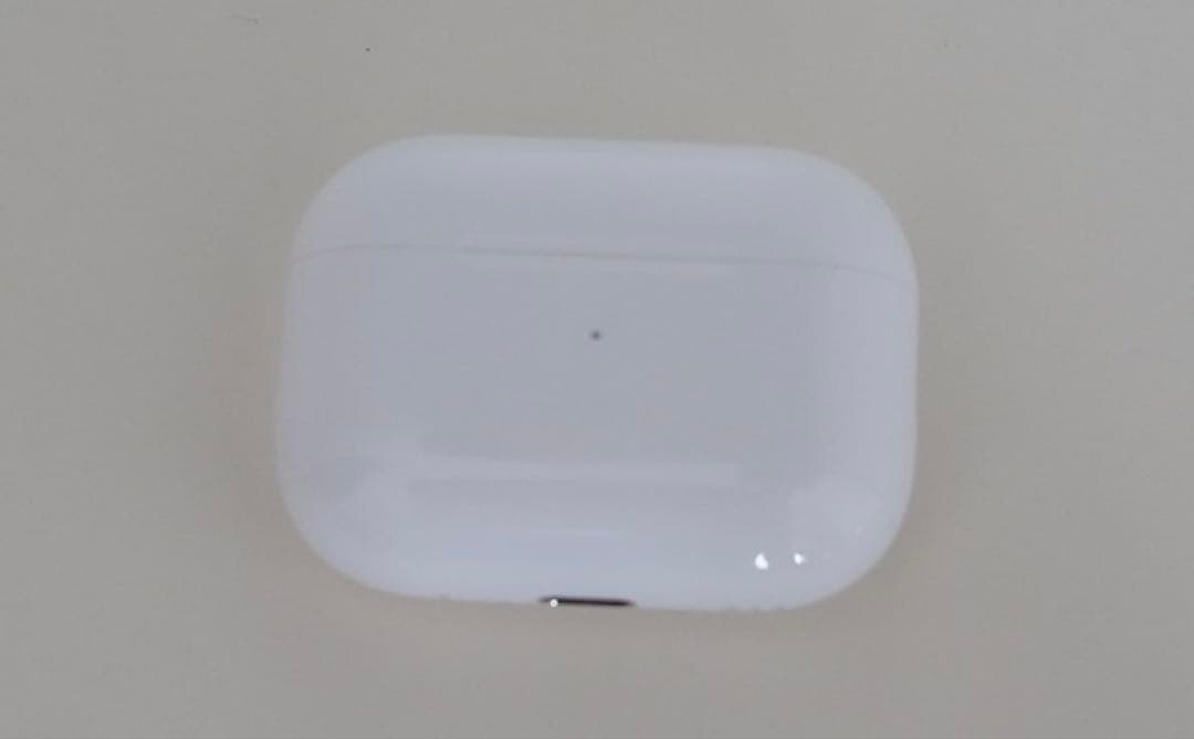 AirPodspro2 本体 ホワイト iFaceケース付き