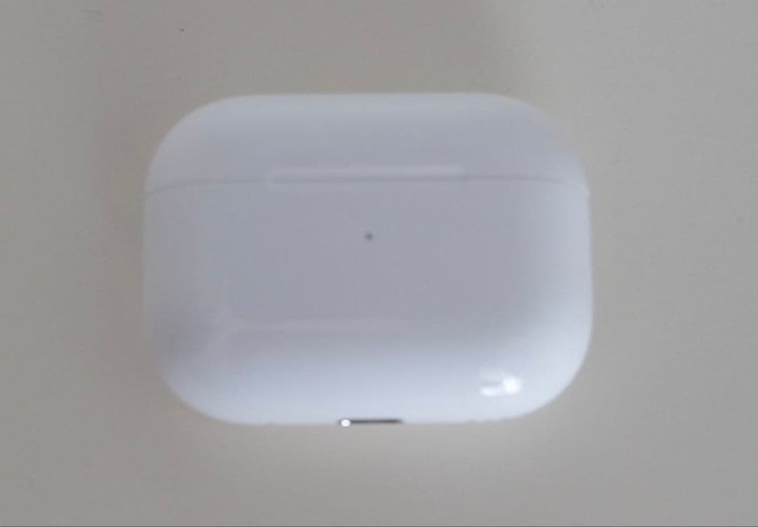 AirPodspro2 本体 ホワイト iFaceケース付き