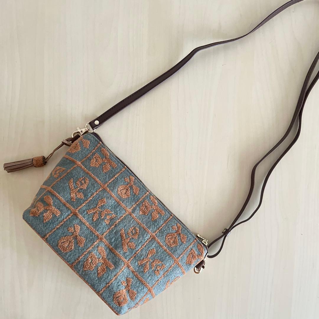 Lulu small brownショルダーバッグMB509-121