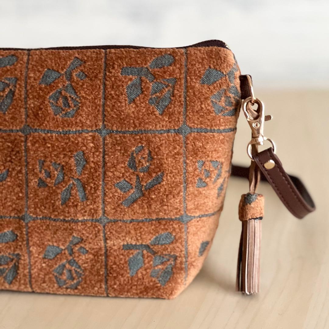 Lulu small brownショルダーバッグMB509-121