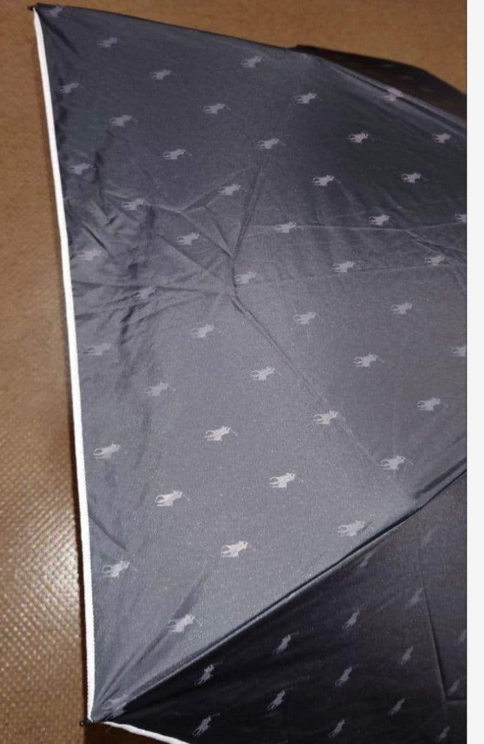 2、ラルフローレン　晴雨兼用　黒　地模様　折り畳み