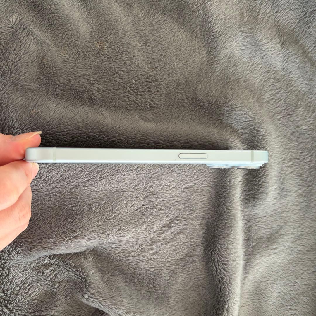 【美品】iPhone15 128GB ブルー　SIMフリー