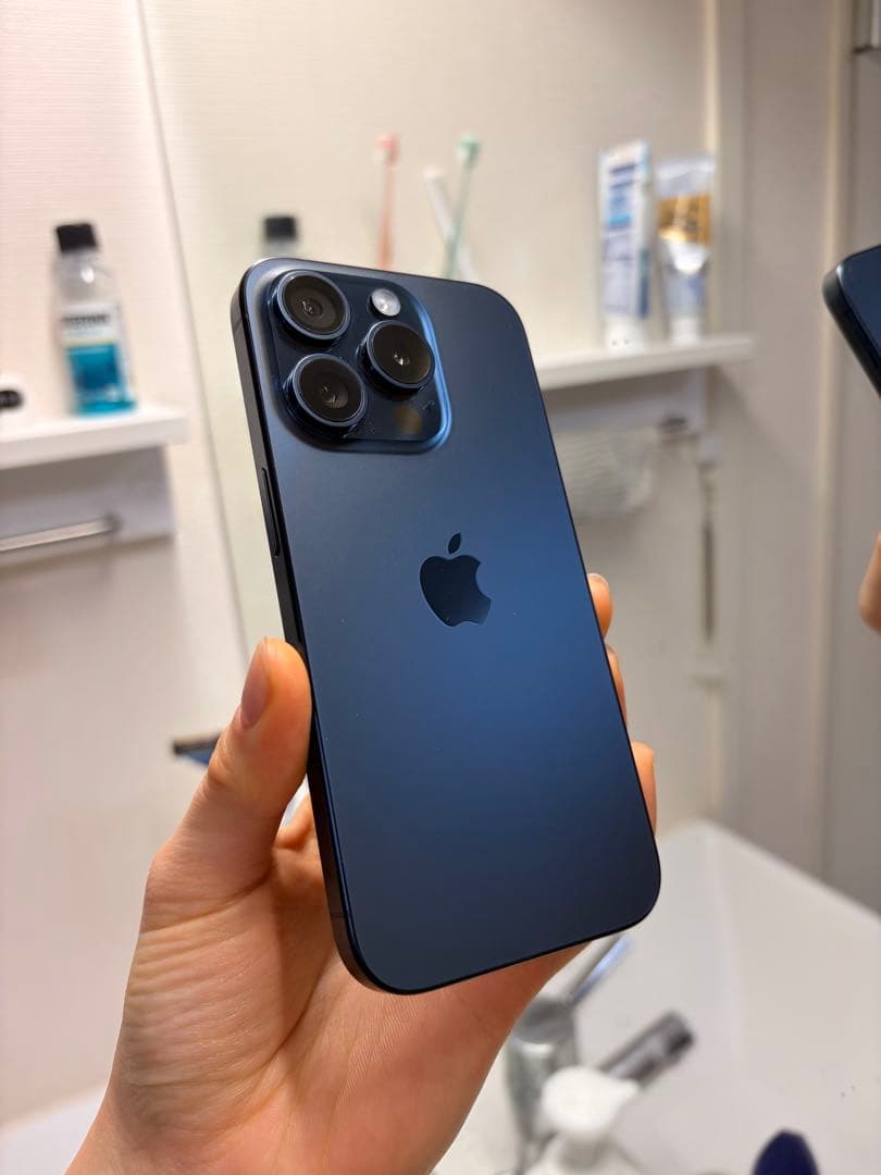 Apple iPhone 15 Pro 256gb ブルーチタニウム