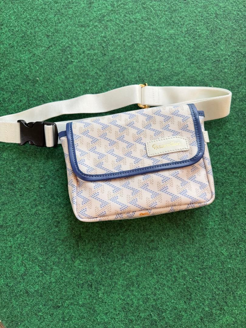 レザレクション　ウエストポーチ　オーシャンホワイト
