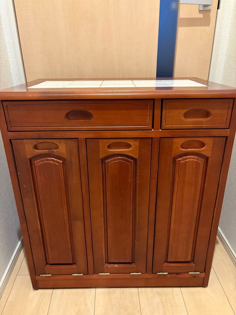 カントリー　キッチンカウンター ダストボックス 木製 ゴミ箱　キャスター付