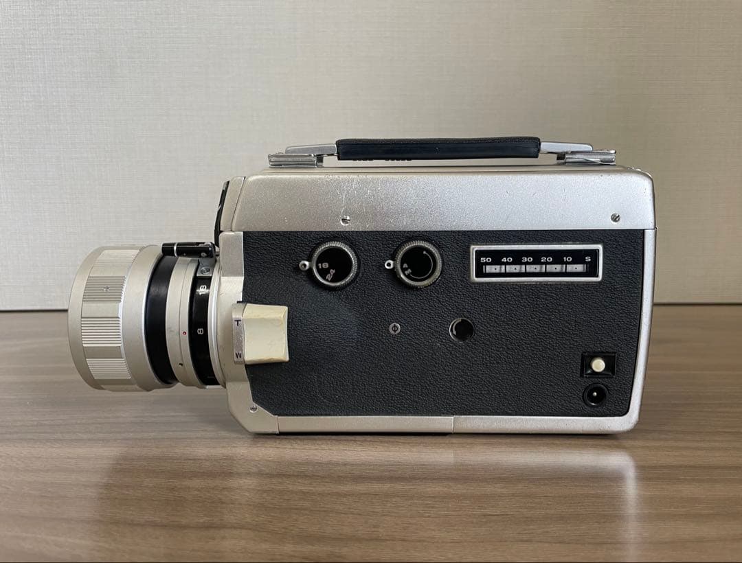 【8ミリカメラ】ELMO SUPER 106