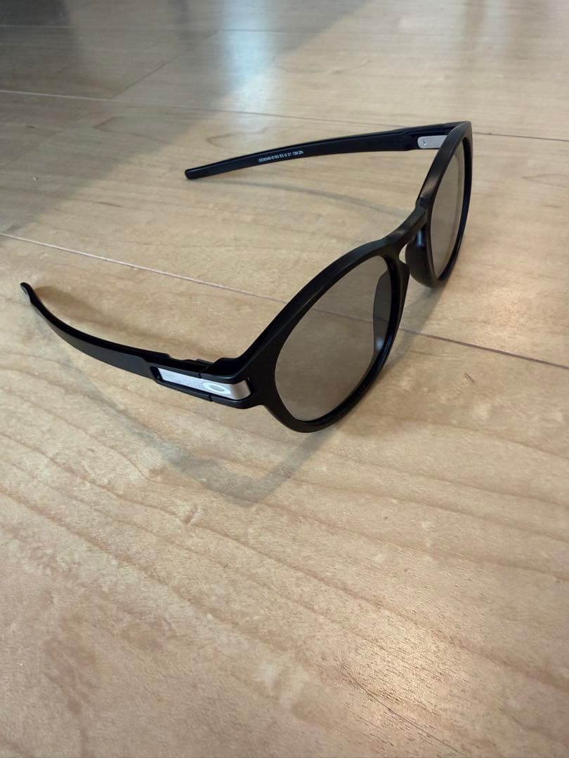 9349-5153正規品 オークリー サングラス LATCH アジアンおまけ付き