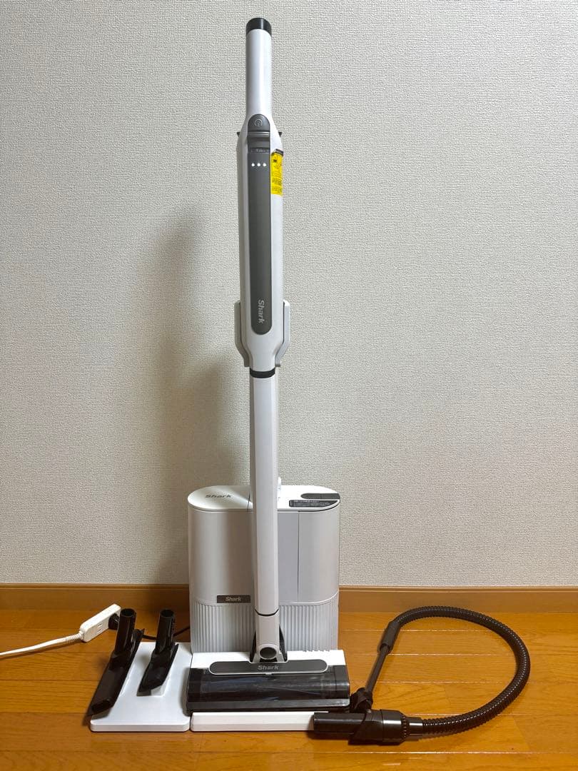 shark ハンディークリーナー CS150JAE 極美品