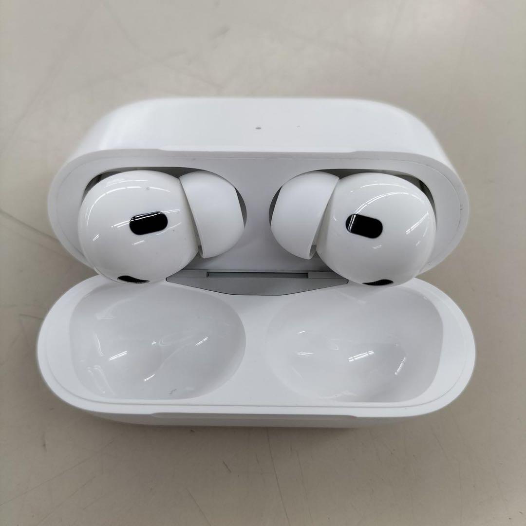 Apple AirPods Pro2 充電ケース込み