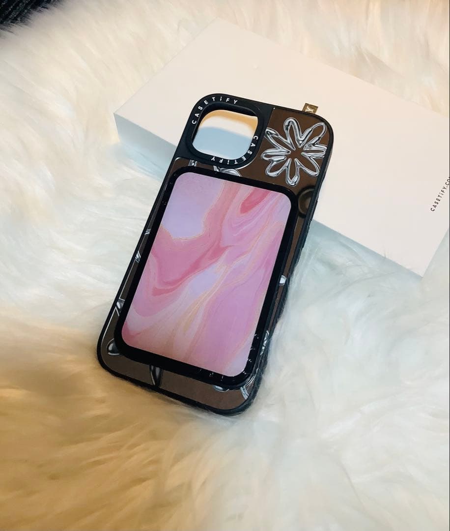 casetify iPhone15ケース(カードケース兼用スタンド付き)