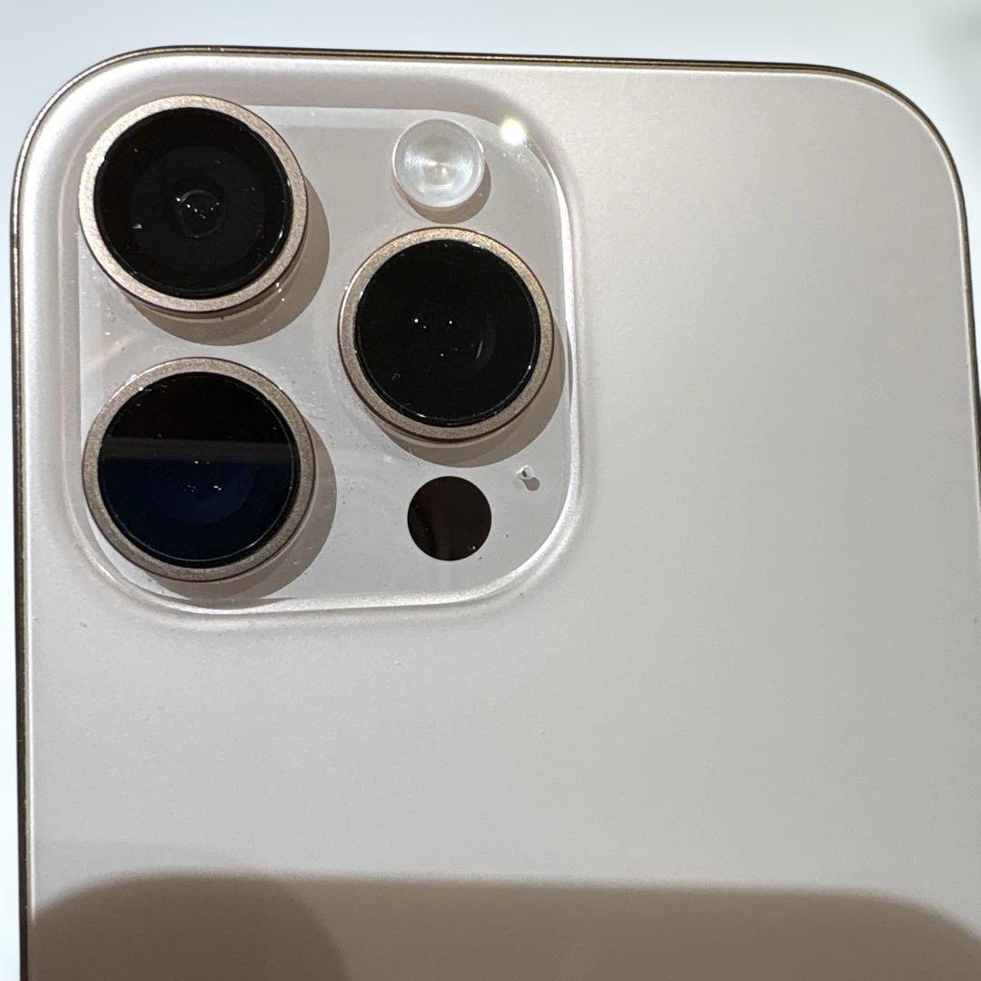 Apple iPhone 16 Pro Max 512GB デザートチタニウム