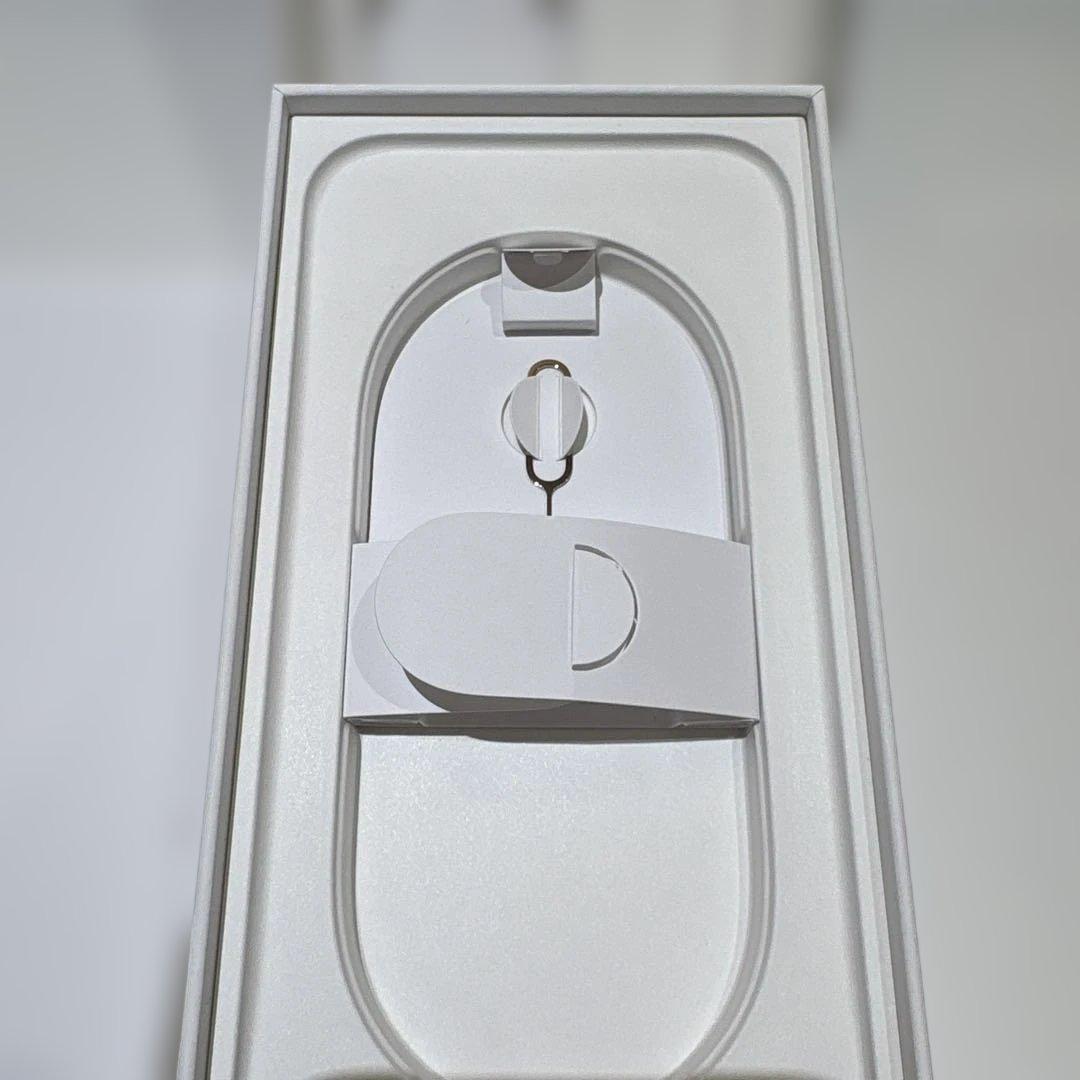 Apple iPhone 16 Pro Max 512GB デザートチタニウム