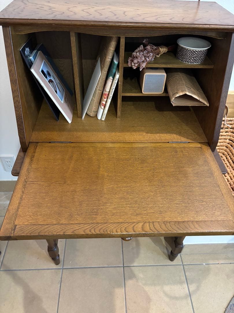 木製ライティングデスク スライド扉付き