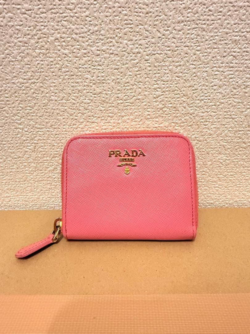 PRADA ウォレット ピンク