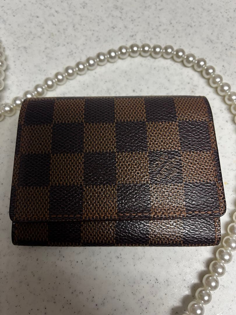 ルイヴィトン　ダミエ 柄レザー名刺入れ　中古