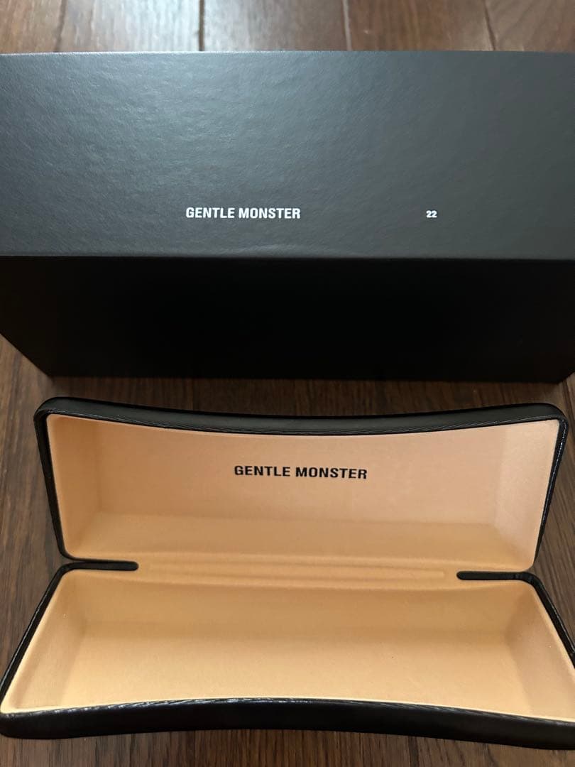 ジェントルモンスター　サングラス　Eddy A GR2