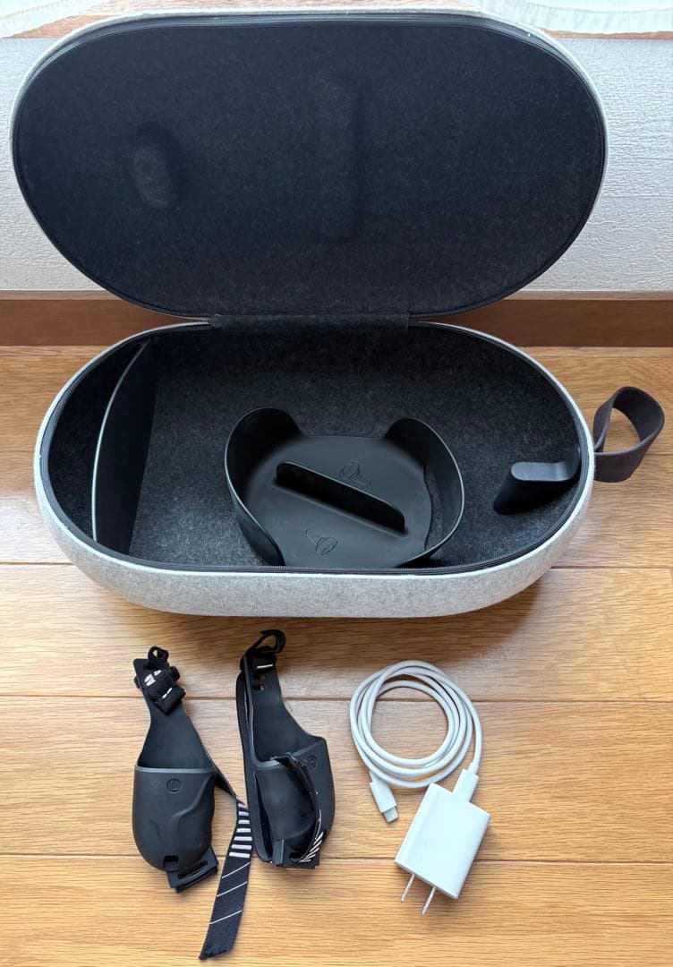  Quest 2 256GB携帯ケース付き