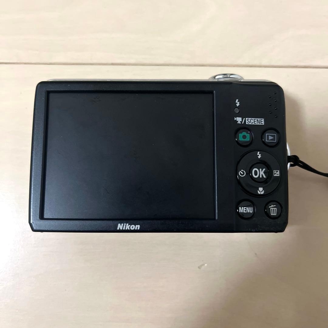 COOLPIX L22 デジタルカメラ ⭐︎新品単三電池付き