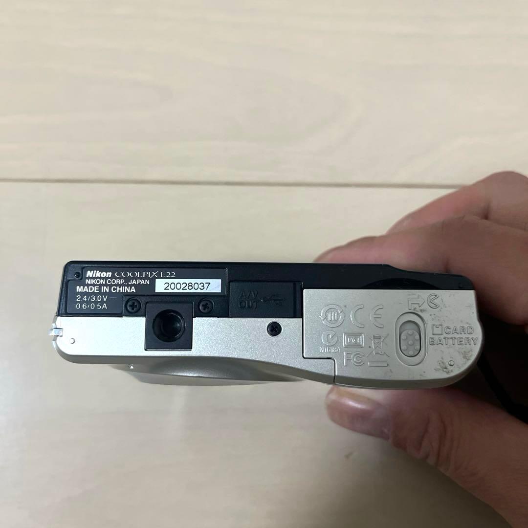 COOLPIX L22 デジタルカメラ ⭐︎新品単三電池付き