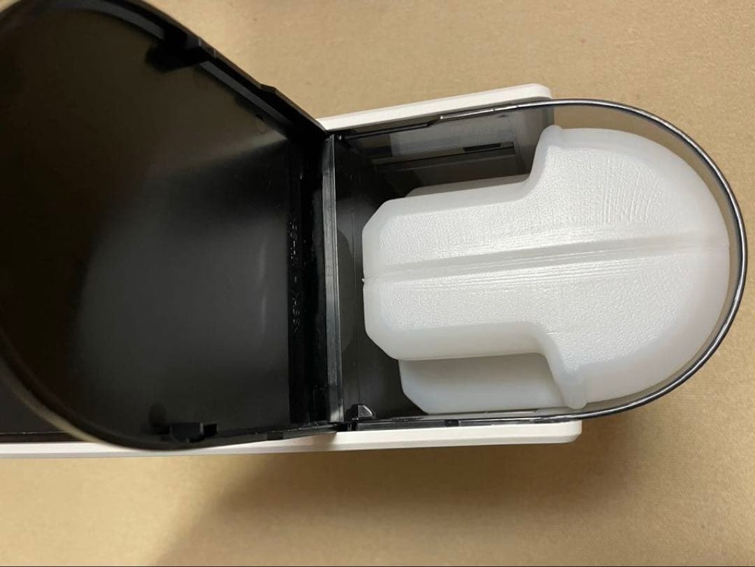 シャープ　加湿セラミックファンヒーター　HX-PK12-W