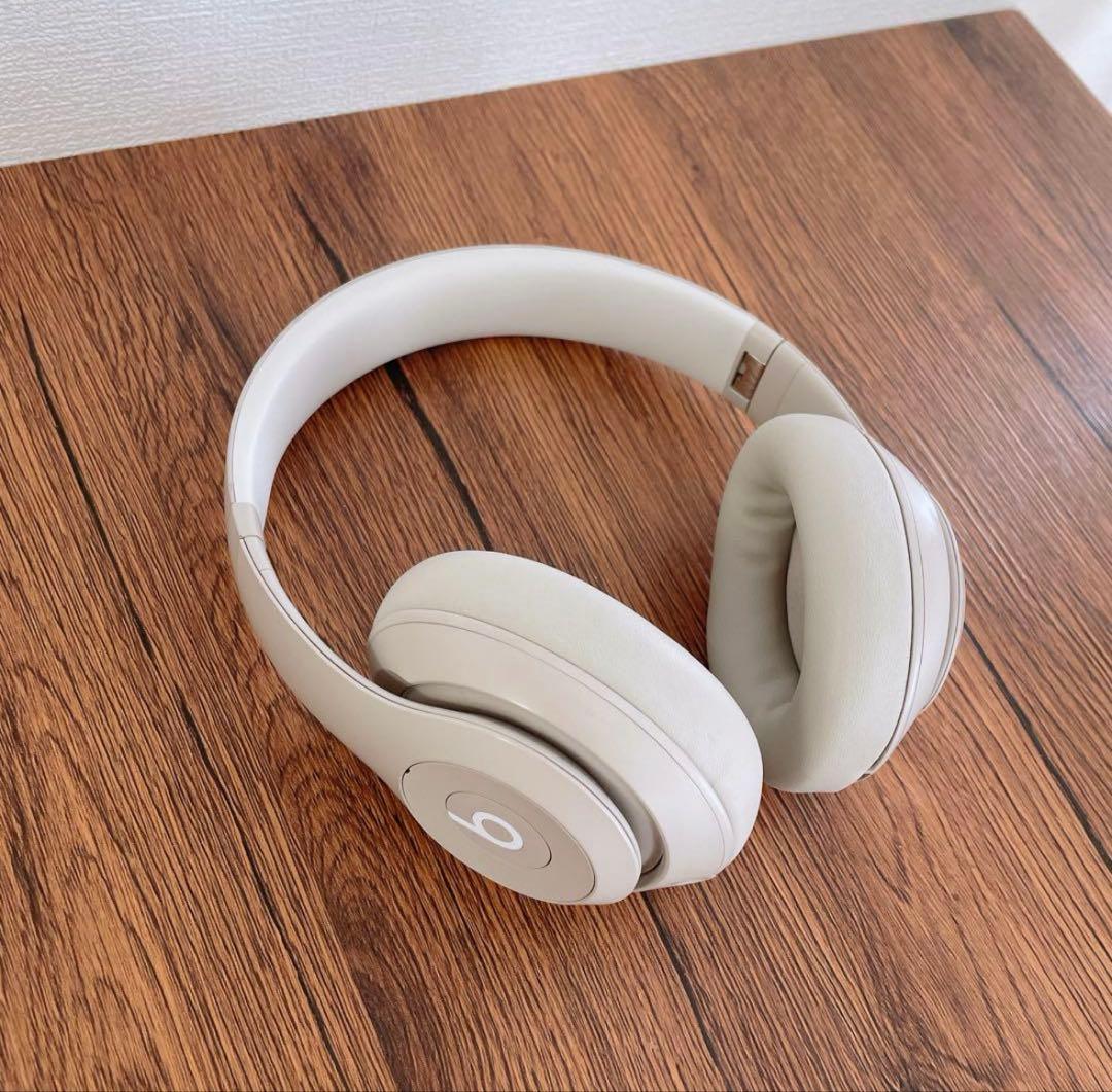 動作良好☆Beats Studio Pro ワイヤレスヘッドホン サンドストーン